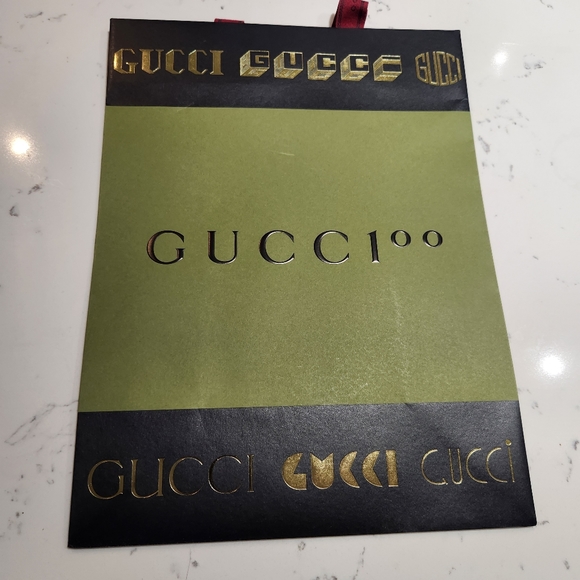Gucci Leather Belt with Double G Buckle - Picture 8 of 11